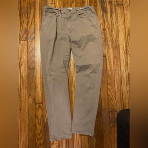Flint and Tinder Men’s Tapered Khakis